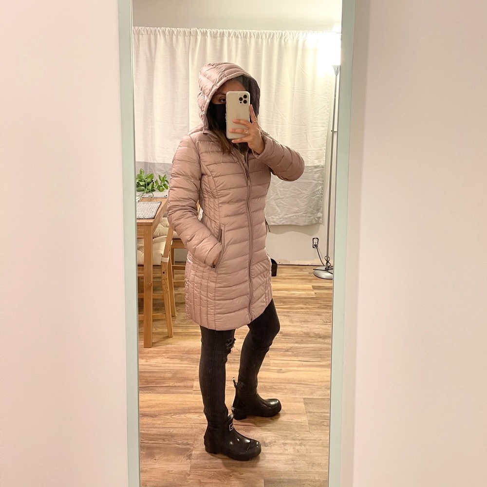 32 Adventure Women’s Black Long Puffer Jacket